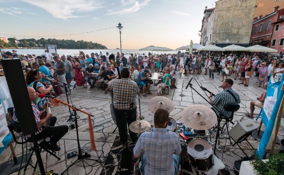 Prvi ovogodišnji Tunafest u Rovinju - 22