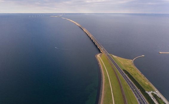 Most koji prelazi preko tjesnaca Veliki pojas u Danskoj - 4