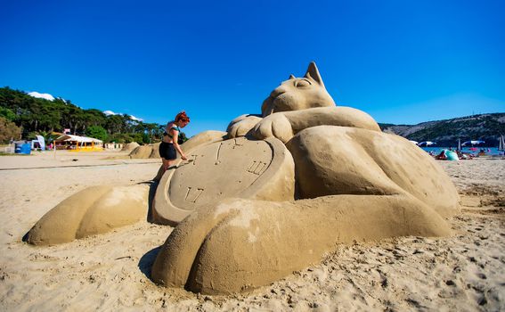 Festival skulptura u pijesku na Rajskoj plaži na Rabu - 1