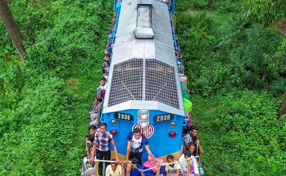Pretrpani vlak u Bangladešu - 5