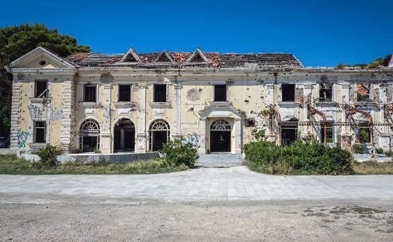 Napušteni i devastirani hoteli u Kuparima - 3