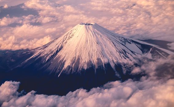 Aktivni vulkan i najviša japanska planina Fuji