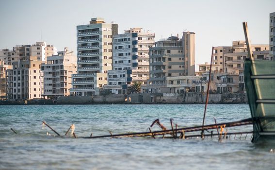 Napušta četvrt Varosha