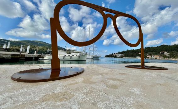 Skulptura naočala - 6