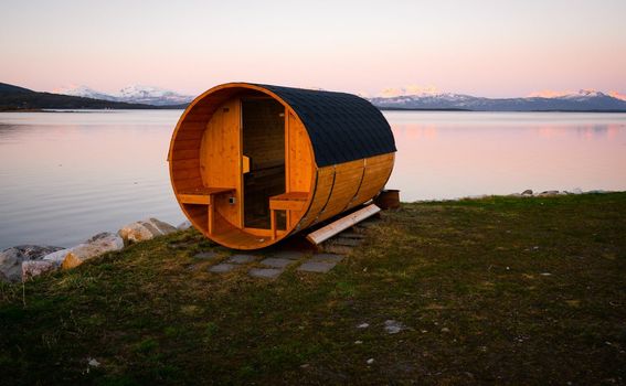 Finci su otkrili tajnu sretnog života - 4