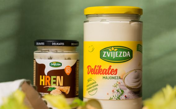 Punjena jaja inspirirana koktelom Bloody Mary