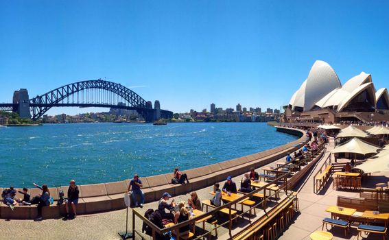 Sydney Opera House i Harbour Bridge
