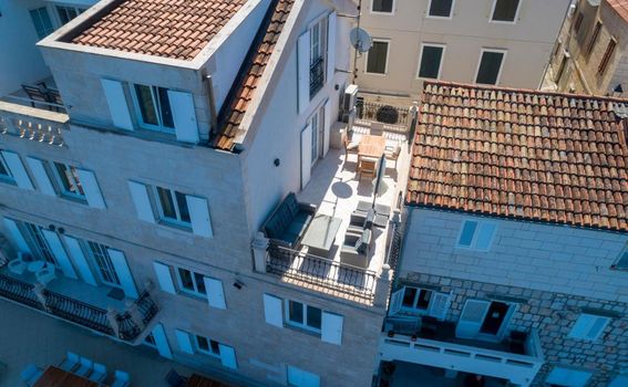 Seafront Apartment Vis - 4
