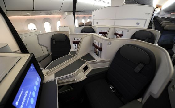 Udobna unutrašnjost Boeinga 787-9 Dreamlinera