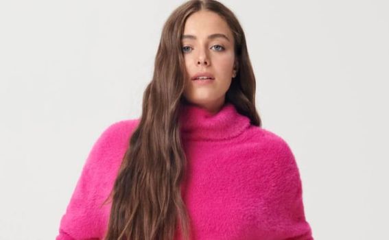 Sinsay: ružičasti pulover s visokim ovratnikom za 159,90 kn