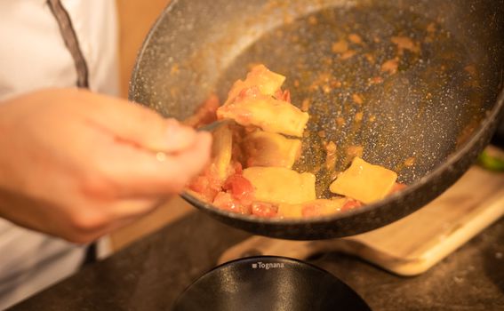 Ravioli sa sirom i rajčicama: Kako najlakše napraviti domaću tjesteninu - 6