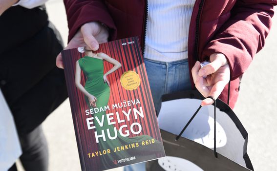 Taylor Jenkins Reid - Sedam muževa Evelyn Hugo