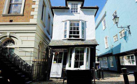The Crooked House of Windsor - 1