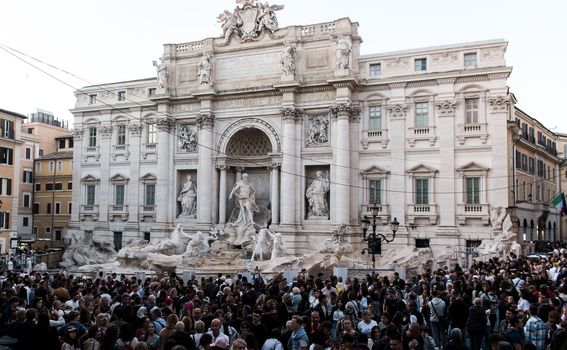 Fontana di Trevi u Rimu, studeni 2024. - 4