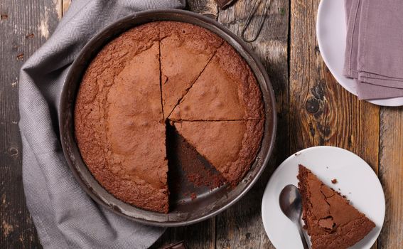 Čokoladna torta bez grama brašna