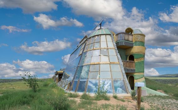 Earthship - 4