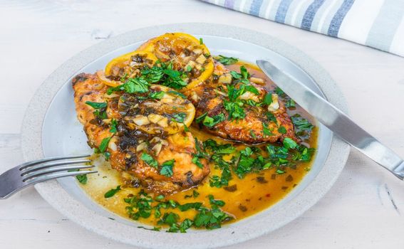 Piletina s peršinom i češnjakom