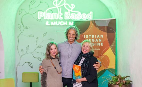 Predstavljanje Istarske veganske kuharice u restoranu Biomania u Zagrebu - 3