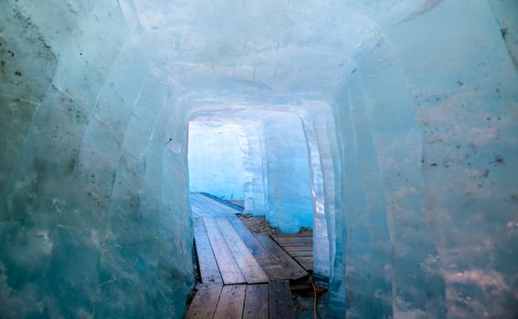 Ice grotto, Švicarska - 1