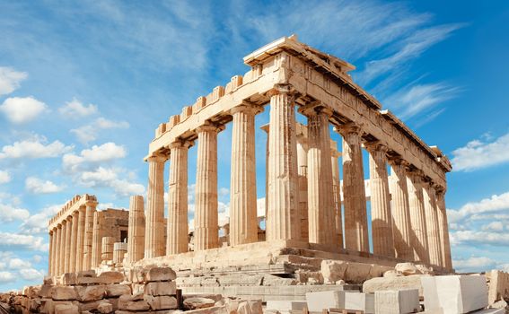 Fotografija Partenona u Ateni iz turističkih prospekata