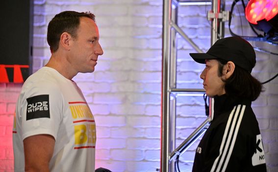 Joey Chestnut vs. Takeru Kobayashi