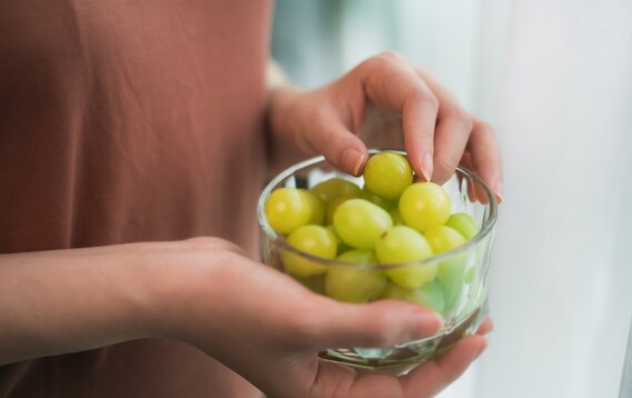 Jesti grožđe