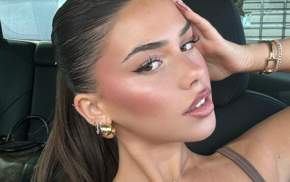 Leah Halton - 4