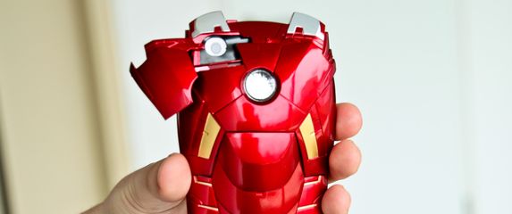 Ovaj Iron Man oklop doslovno će zaštiti vaš iPhone