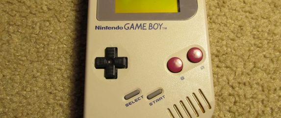 Nintendo Game Boy danas slavi 25. rođendan
