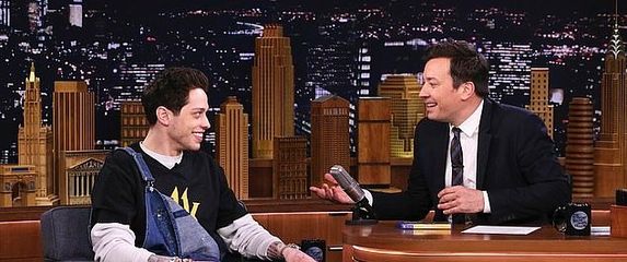 Pete Davidson na The Tonight Showu (Foto: Instagram)