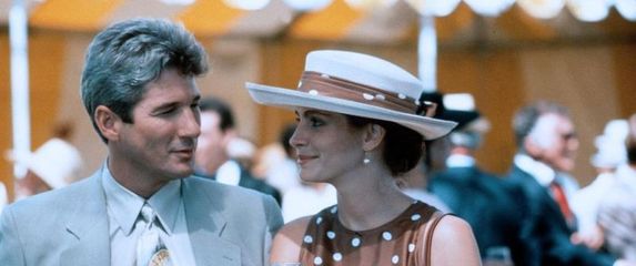 Kadar iz filma Zgodna žena