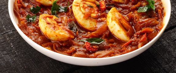 Curry se može napraviti i od kuhanih jaja