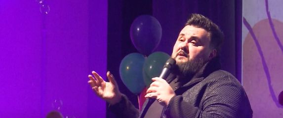 In Magazin, Jacques Houdek - 6