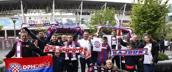 Hajdukovi navijači u Ženevi - 7