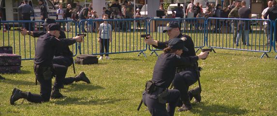 Policajci na Bundeku - 2