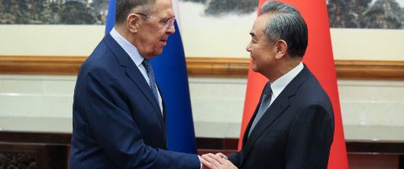 Ruski i kineski ministar vanjskih poslova
