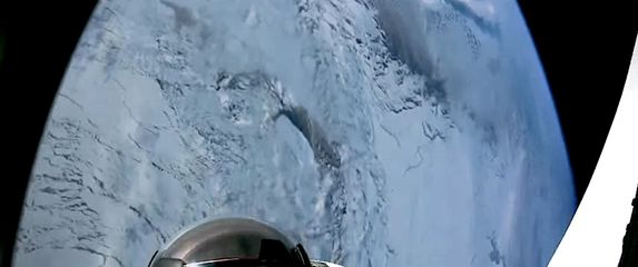 Pogled na Zemljin Južni pol iz SpaceX-ove kapsule misije Fram2