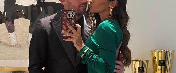 Lionel Messi i Antonela Roccuzzo - 2