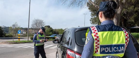 Prometna policija, ilustracija