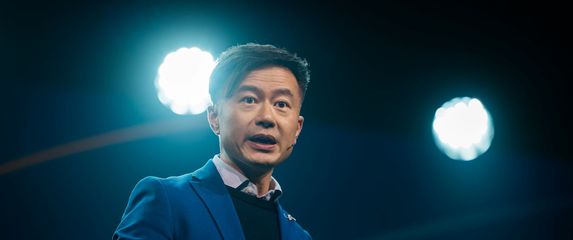 Howard Yu