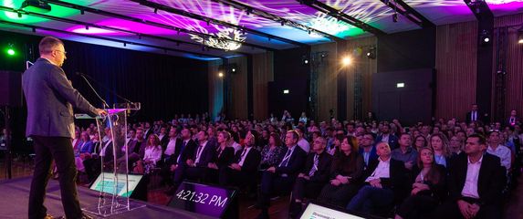 CARNET-ova konferencija