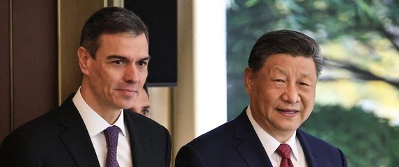 Pedro Sanchez i Xi Jinping - 1