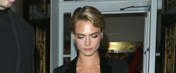 Cara Delevingne - 9