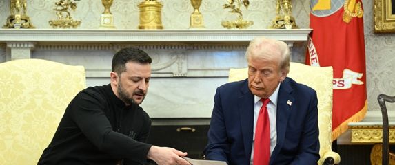 Ukrajinski predsjednik Volodimir Zelenski i predsjednik SAD-a Donald Trump
