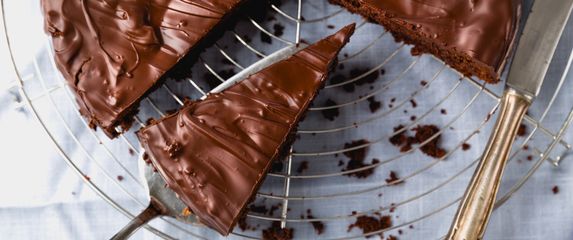 Čokoladna torta s jogurtom