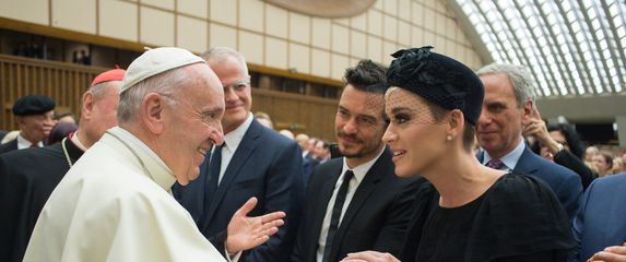 Katy Perry, Orlando Bloom i papa Franjo - 9