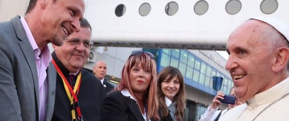 Enis Bešlagić i papa Franjo