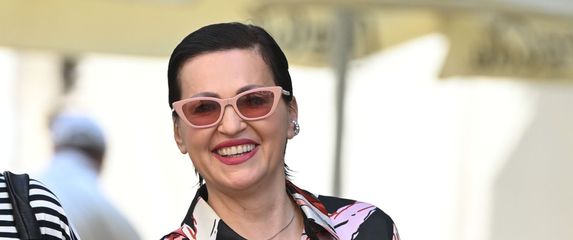 Nina Badrić uvijek privlači pažnju svojim modnim kombinacijama