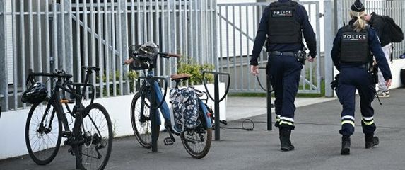 Napad u francuskoj školi