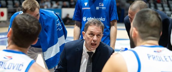 Trener Danijel Jusup i igrači Zadra